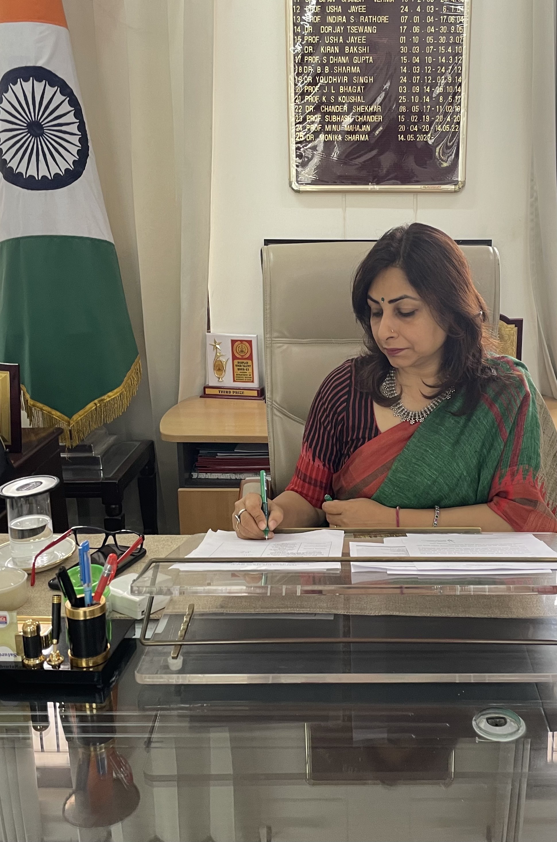 Prof. Anjali Mahajan,Principal