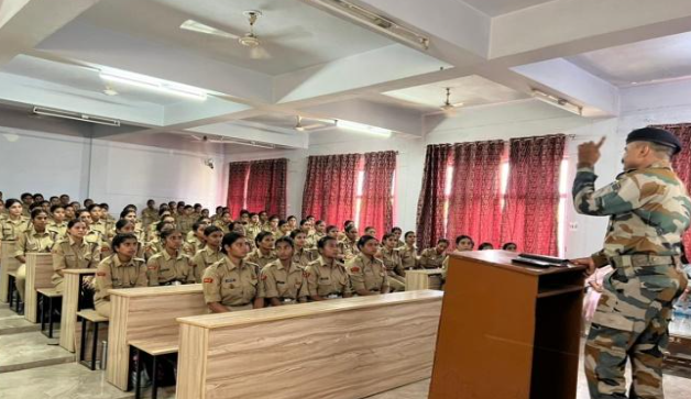  NCC CADETS OF GCW UDHAMPUR ATTEND LECTURE ON TRANSFORMING DEFENCE SERVICES WITH AGNIPATH